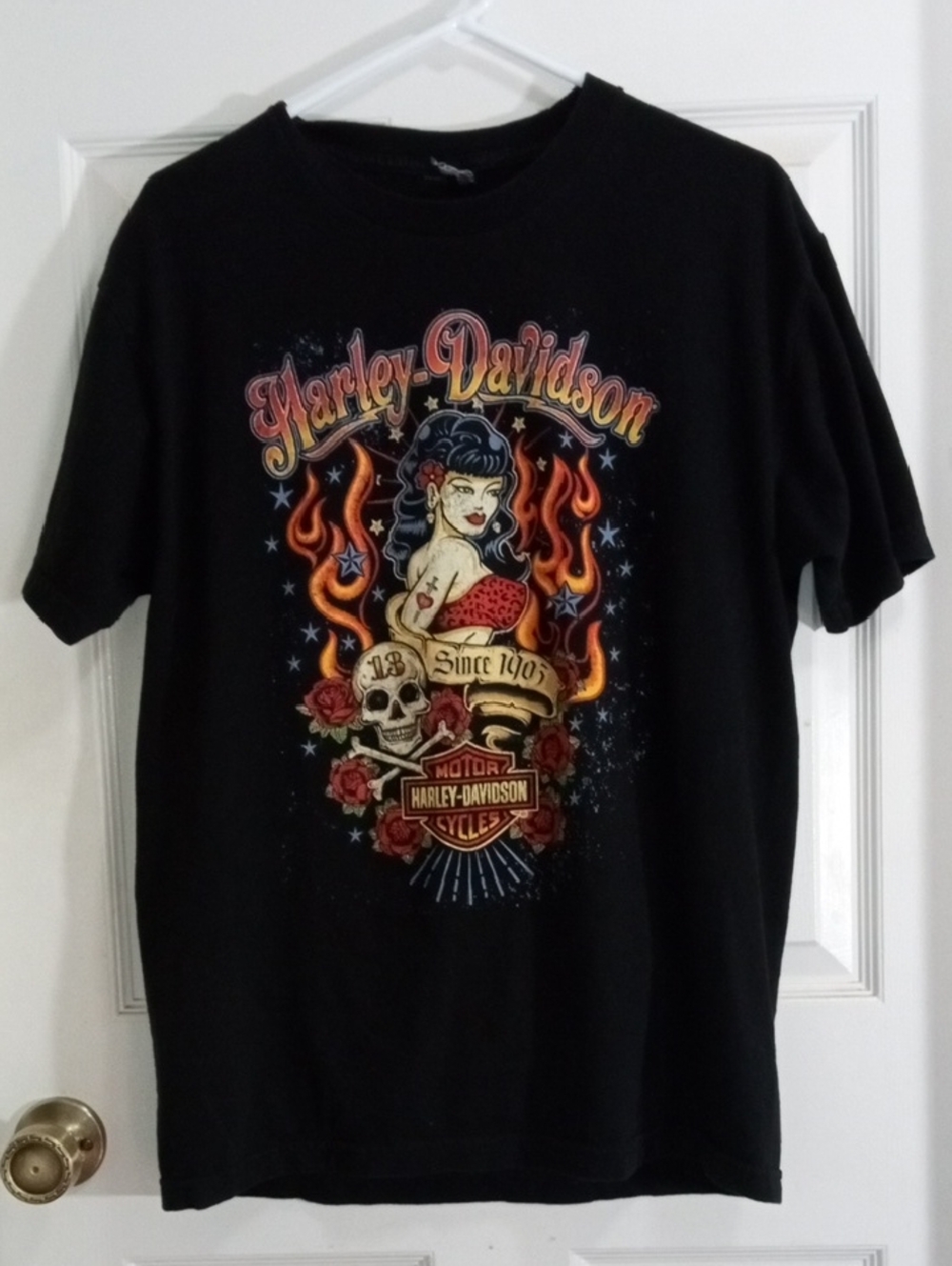 Harley-Davidson Black Short Sleeve Flames/Roses/Stars Tee Shirt Men’s Large - Picture 2 of 6